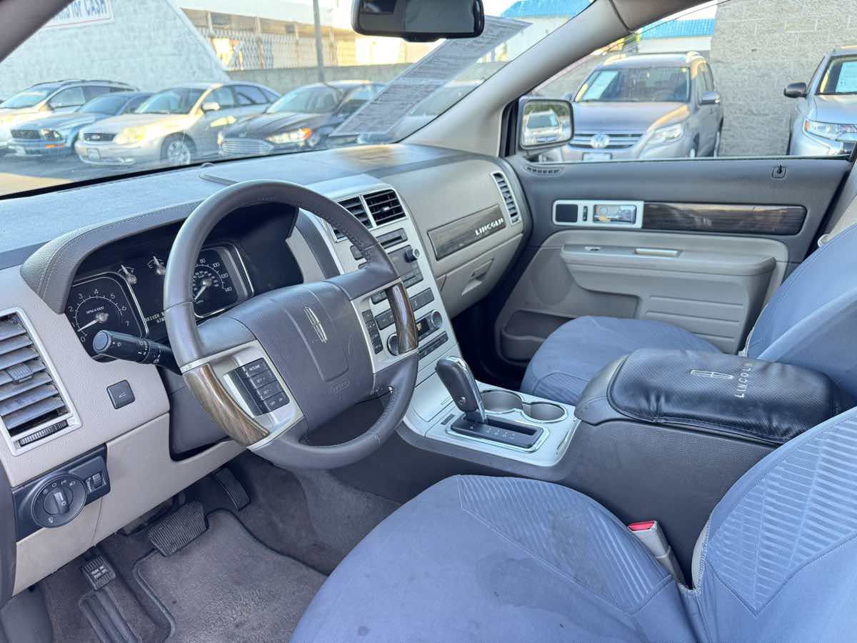 Used 2009 Lincoln MKX 2WD image 34