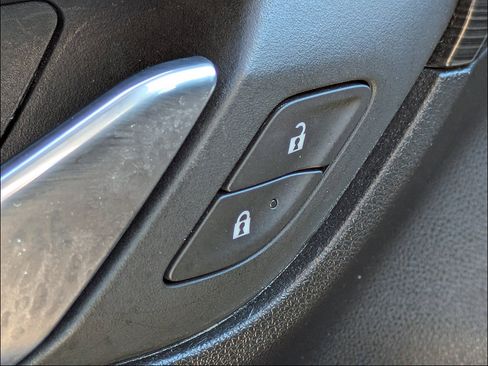 Used 2024 GMC Terrain SLE AWD/4WD image 26