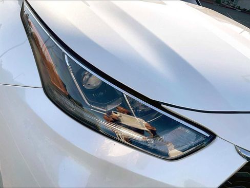 Used 2022 Toyota Highlander Limited image 32