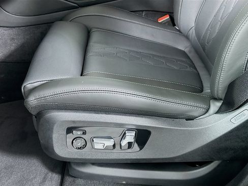 New 2027 BMW X6 M60i AWD/4WD image 21