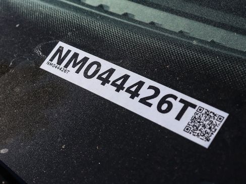 Used 2022 Volkswagen Taos SEL w/ Panoramic Sunroof Package image 9