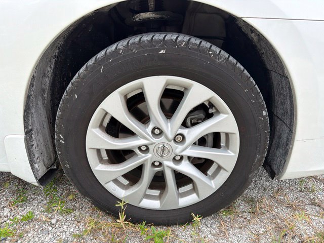 Used 2019 Nissan Sentra SV FWD image 6