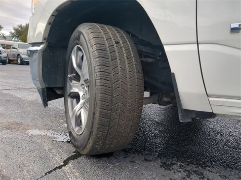 Used 2024 RAM 1500 Laramie image 37