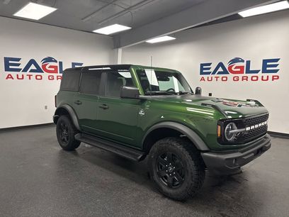 New 2025 Ford Bronco Outer Banks w/ Black Appearance Package