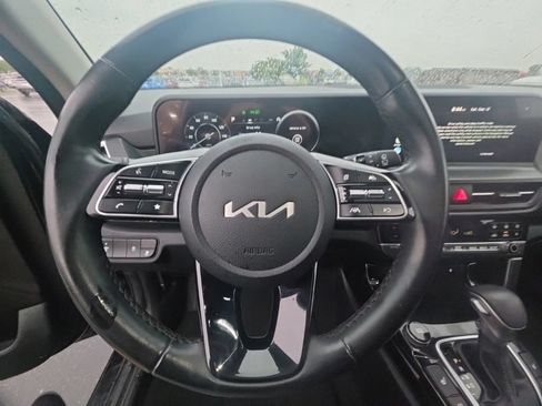 Used 2025 Kia Seltos EX w/ EX Sunroof Package FWD image 15