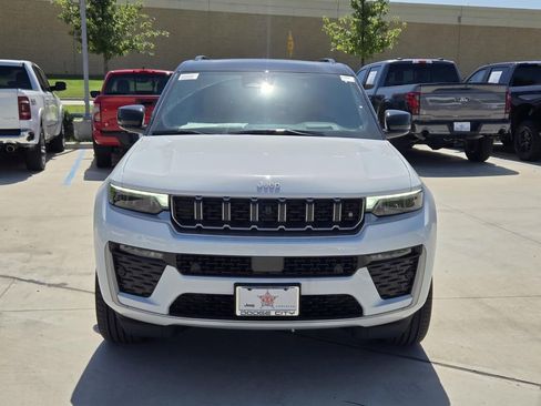 New 2026 Jeep Grand Cherokee Summit AWD/4WD image 7