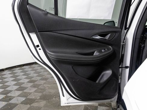 Used 2024 Buick Encore GX Sport Touring image 34