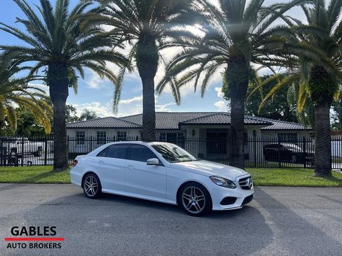Used 2014 Mercedes-Benz E 350 Sedan image 1