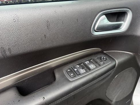 Certified 2020 Dodge Durango SXT w/ 3rd Row Seating Group AWD/4WD image 12