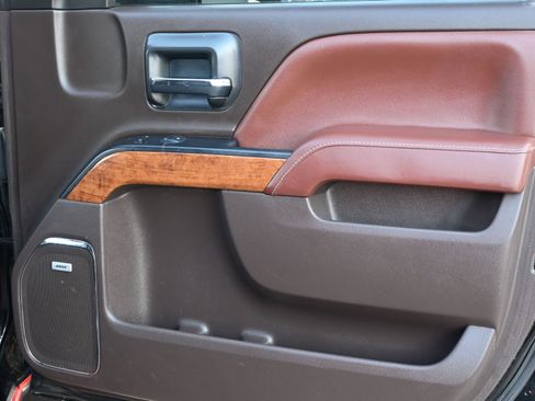 Used 2019 Chevrolet Silverado 3500 High Country w/ Duramax Plus Package image 9