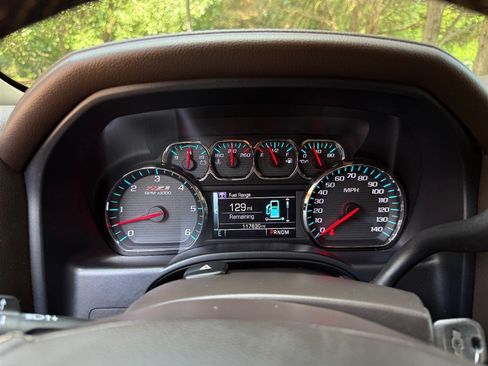Used 2015 Chevrolet Silverado 1500 LTZ Z71 w/ LTZ Plus Package AWD/4WD image 35