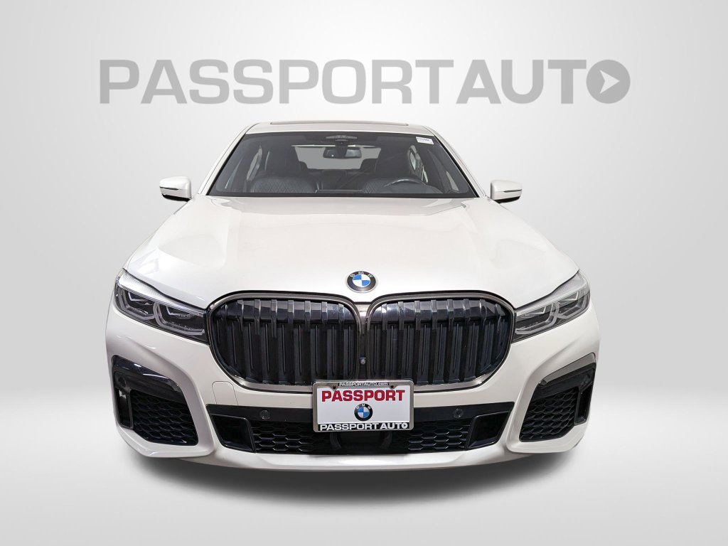 Used 2021 BMW 750i xDrive w/ M Sport Package AWD/4WD image 10