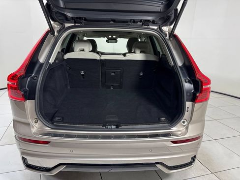 Used 2023 Volvo XC60 B5 Plus w/ Protection Package Premier AWD/4WD image 26
