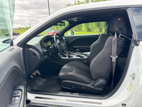 Used 2019 Dodge Challenger R/T Scat Pack w/ Stars & Stripes Edition RWD image 8