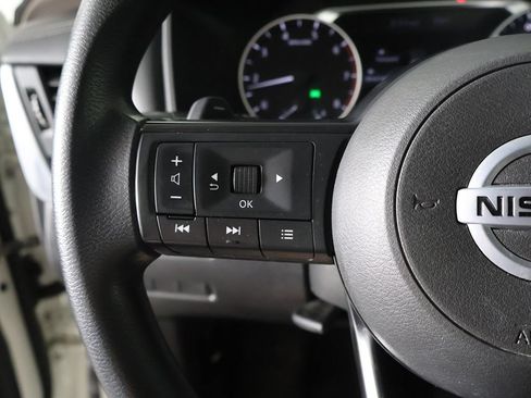 Used 2021 Nissan Rogue S AWD/4WD image 36