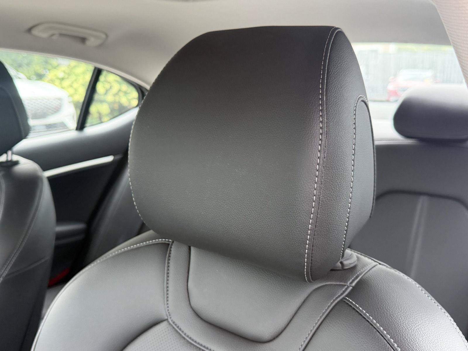 Used 2026 Genesis G70 2.5T RWD image 32