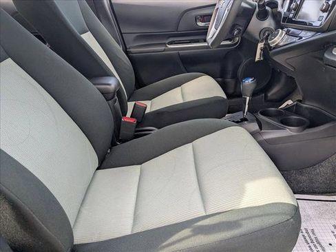 Used 2016 Toyota Prius C Two image 20