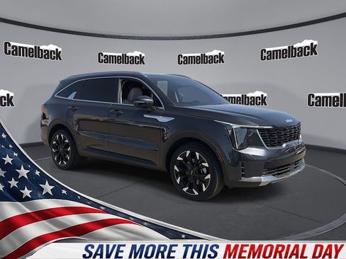 Certified 2025 Kia Sorento EX w/ Panoramic Sunroof Package FWD image 1