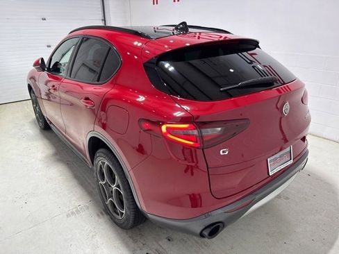 Used 2022 Alfa Romeo Stelvio Ti image 10