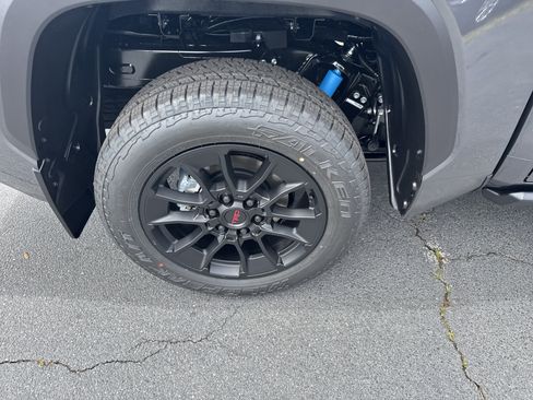 New 2026 Toyota Tundra Limited AWD/4WD image 11