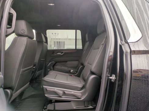 New 2026 GMC Yukon XL Denali w/ Sun & Power Step Package AWD/4WD image 15