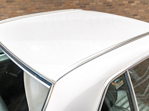 Used 1987 Mercedes-Benz 560 SL image 30