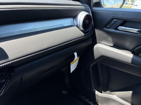 New 2026 Chevrolet Colorado LT w/ LT Convenience Package RWD image 36