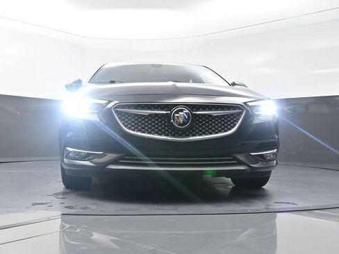 Used 2019 Buick Regal Avenir w/ Driver Confidence Package II FWD image 22