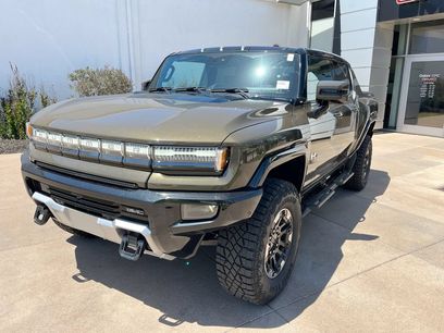 New 2025 GMC Hummer EV 2X w/ Extreme Off-Road Package