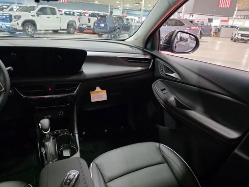 New 2026 Buick Encore GX Avenir w/ Avenir Technology Package AWD/4WD image 17