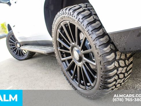 Used 2025 Chevrolet Tahoe RST w/ RST Capability Package image 15