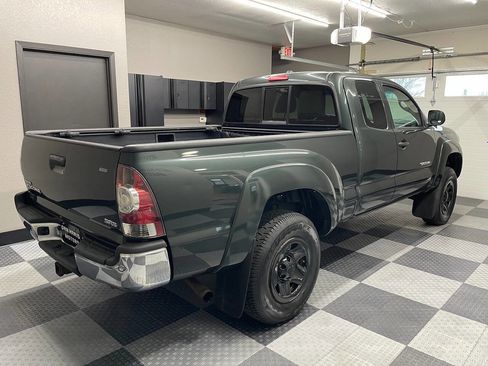 Used 2010 Toyota Tacoma 4x4 Access Cab image 6