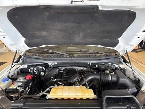 Used 2018 Ford F150 XLT w/ Equipment Group 302A Luxury AWD/4WD image 13