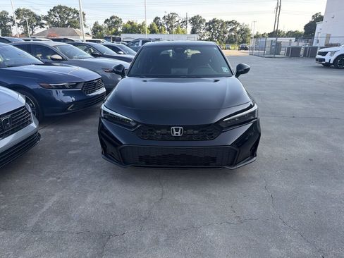 Certified 2025 Honda Civic Sport image 2