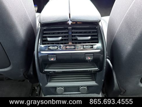 Used 2019 BMW M550i xDrive image 19