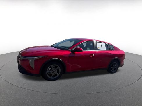 Used 2025 Kia K4 LXS image 4