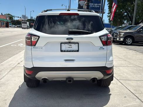 Used 2017 Ford Escape SE w/ SE Leather Comfort Package AWD/4WD image 13