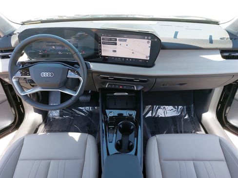 New 2026 Audi Q3 quattro 2.0T AWD/4WD image 9