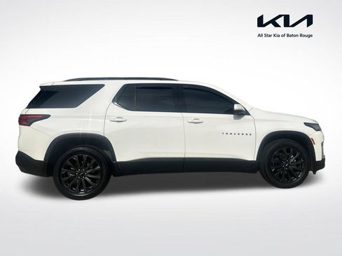 Used 2022 Chevrolet Traverse RS FWD image 1