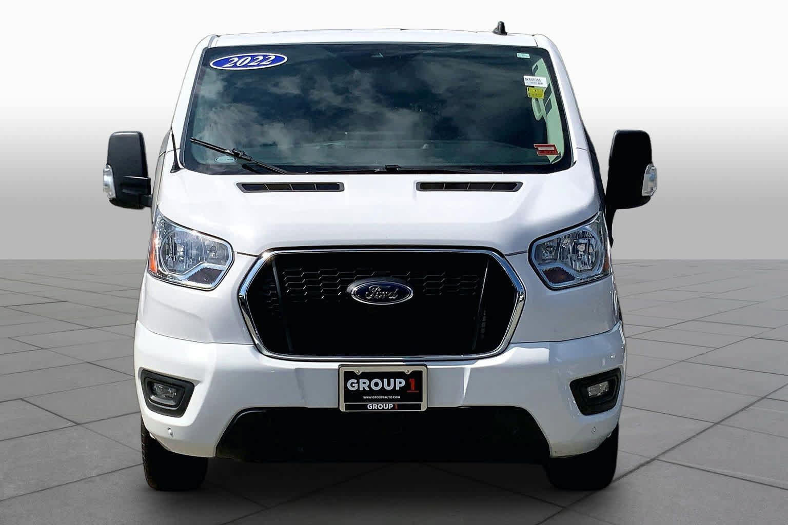 Used 2022 Ford Transit 350 XLT RWD image 4