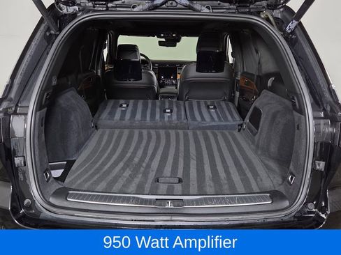 Used 2023 Jeep Grand Cherokee Summit AWD/4WD image 12
