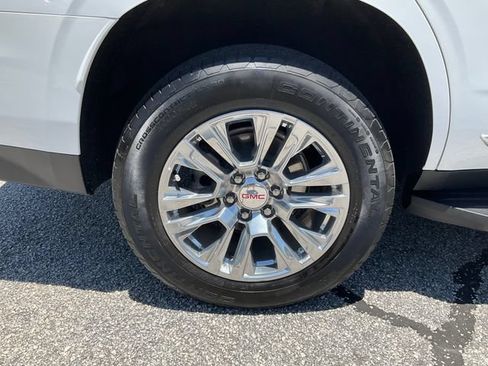 Used 2023 GMC Yukon Denali AWD/4WD image 28