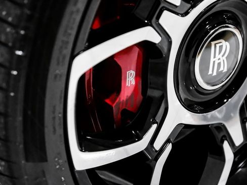 Used 2023 Rolls-Royce Cullinan Black Badge image 72