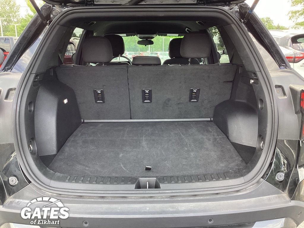 Used 2025 GMC Terrain Elevation AWD/4WD image 14