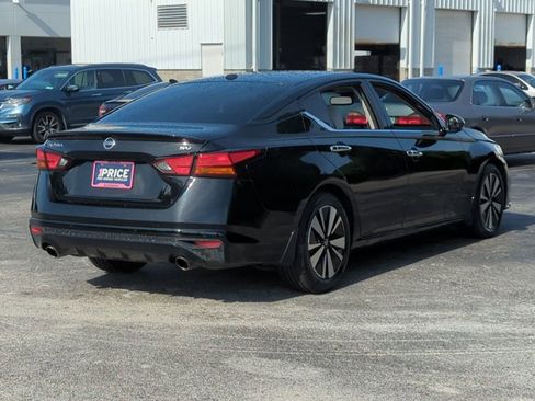 Used 2019 Nissan Altima 2.5 SV FWD image 5