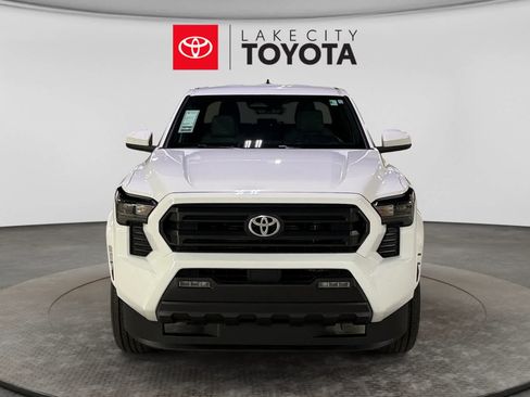 Used 2025 Toyota Tacoma SR5 RWD image 14