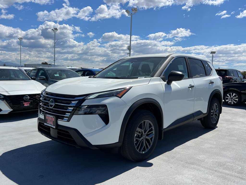 New 2027 Nissan Rogue S FWD image 2