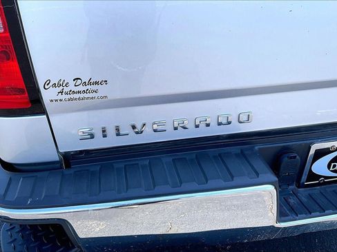 Used 2018 Chevrolet Silverado 1500 LT w/ All Star Edition AWD/4WD image 30