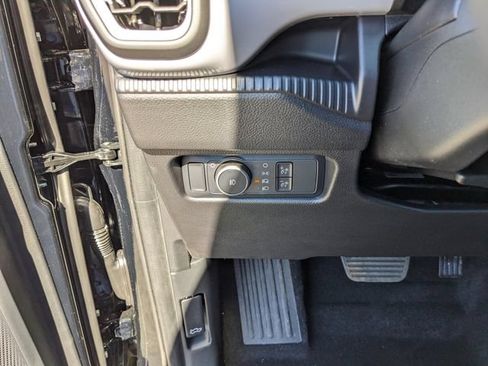 Used 2025 Ford Ranger XL RWD image 26