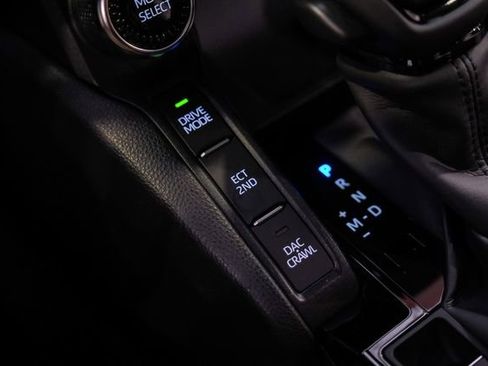 Used 2025 Toyota Land Cruiser image 37